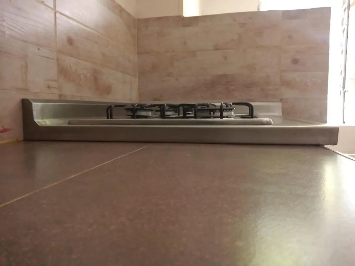 Apartamento 201 Amplio Y Comodo Medellin 90 Mts 0*,  Colombia