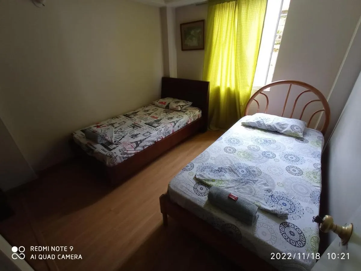 Apartamento 201 Amplio Y Comodo Medellin 90 Mts Colombia