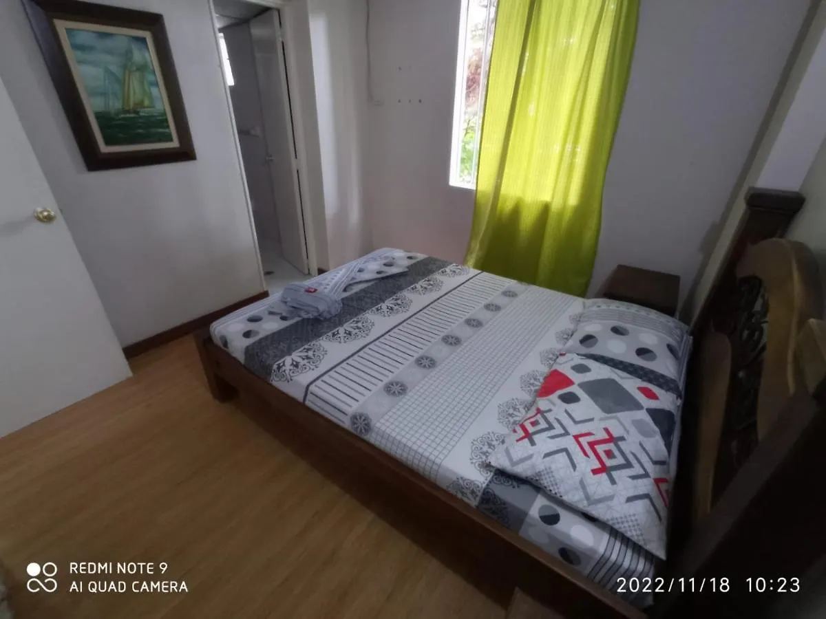 Apartment Apartamento 201 Amplio Y Comodo Medellin 90 Mts