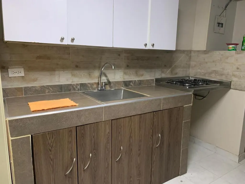 Apartamento 201 Amplio Y Comodo Medellin 90 Mts 0*,